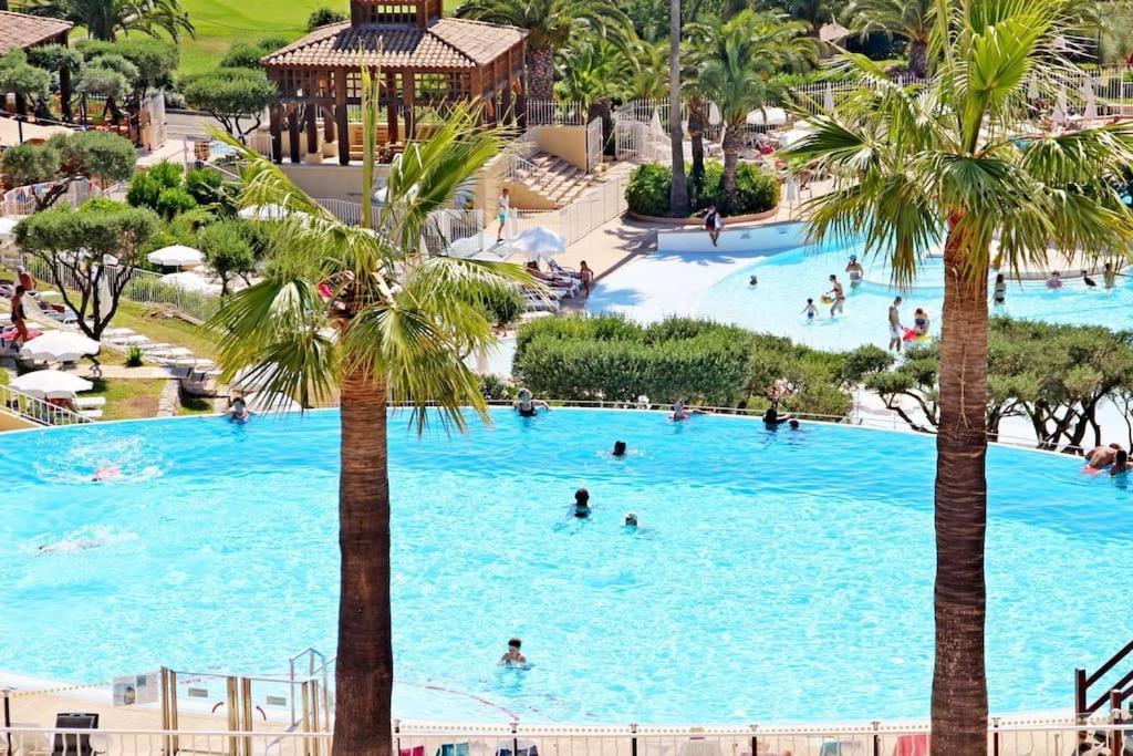 Dans Un Cadre D'Exception, Vue Mer Panoramique A Agay Cote D'Azur, Village Vacances Cap Esterel, T2 Avec Jardin, Golf, Climatisation, Wifi, 5 Piscines Saint-Raphael  Luaran gambar