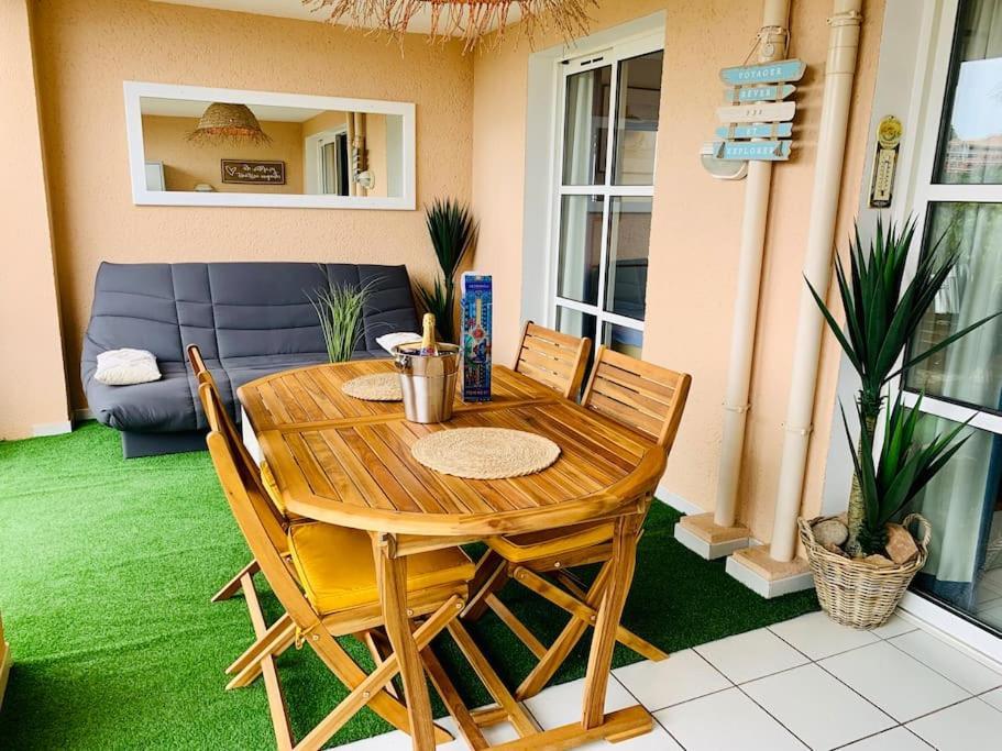 Dans Un Cadre D'Exception, Vue Mer Panoramique A Agay Cote D'Azur, Village Vacances Cap Esterel, T2 Avec Jardin, Golf, Climatisation, Wifi, 5 Piscines Saint-Raphael  Luaran gambar