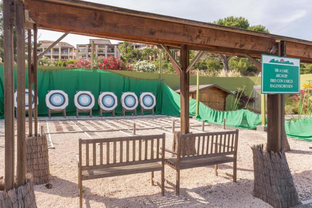 Dans Un Cadre D'Exception, Vue Mer Panoramique A Agay Cote D'Azur, Village Vacances Cap Esterel, T2 Avec Jardin, Golf, Climatisation, Wifi, 5 Piscines Saint-Raphael  Luaran gambar
