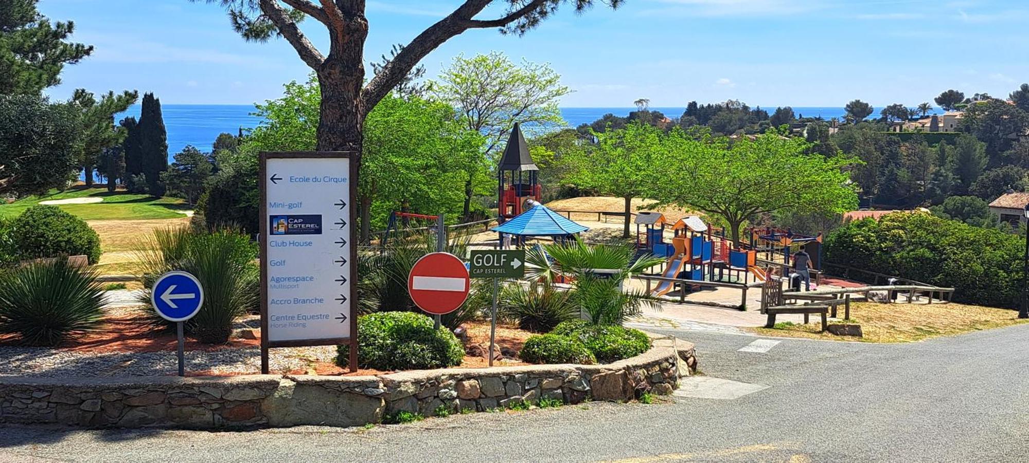 Dans Un Cadre D'Exception, Vue Mer Panoramique A Agay Cote D'Azur, Village Vacances Cap Esterel, T2 Avec Jardin, Golf, Climatisation, Wifi, 5 Piscines Saint-Raphael  Luaran gambar