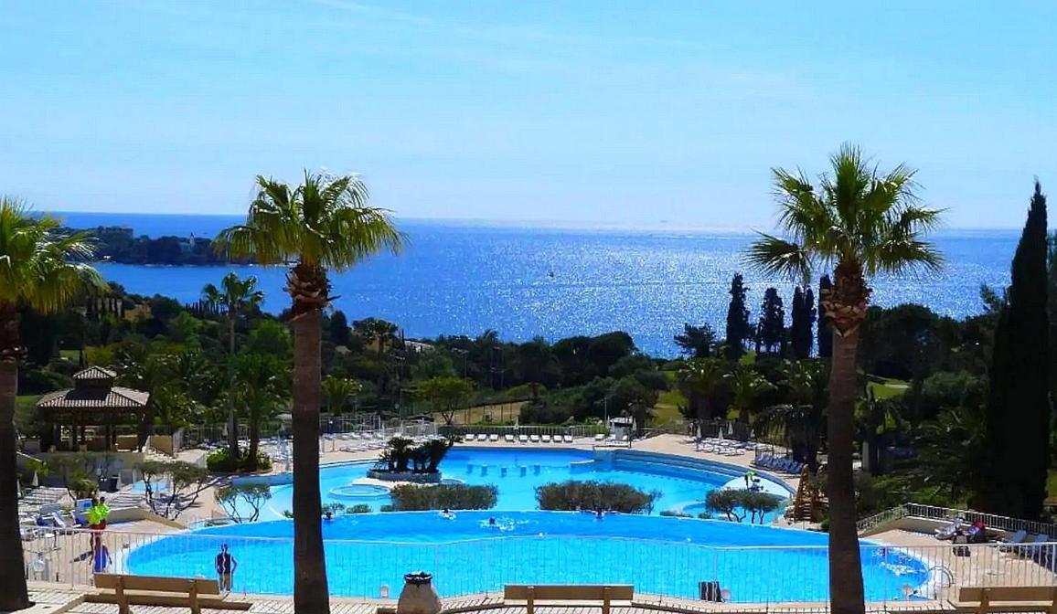 Dans Un Cadre D'Exception, Vue Mer Panoramique A Agay Cote D'Azur, Village Vacances Cap Esterel, T2 Avec Jardin, Golf, Climatisation, Wifi, 5 Piscines Saint-Raphael  Luaran gambar